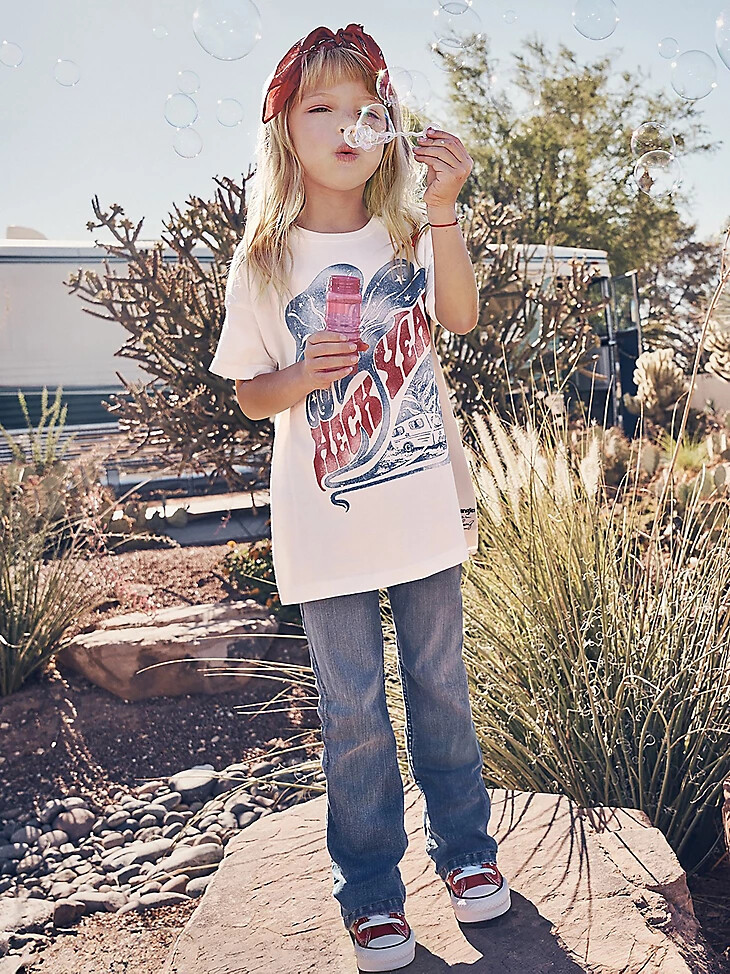 botas wrangler x lainey wilson para niña color azul lavado