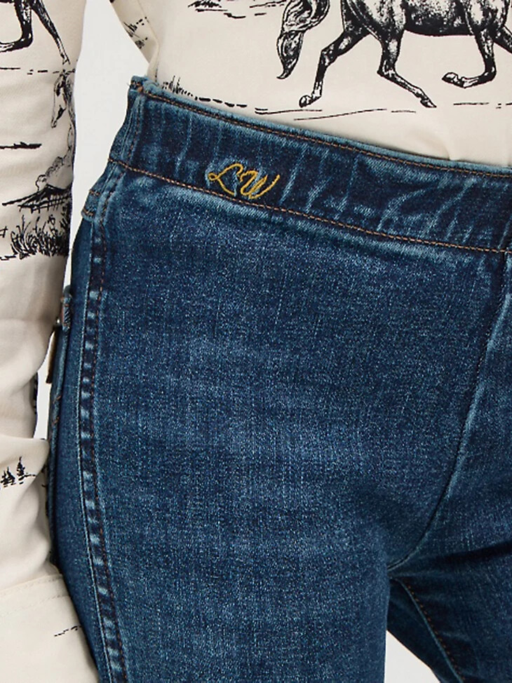 pantalones acampanados wrangler x lainey wilson para niña lavado denim oscuro