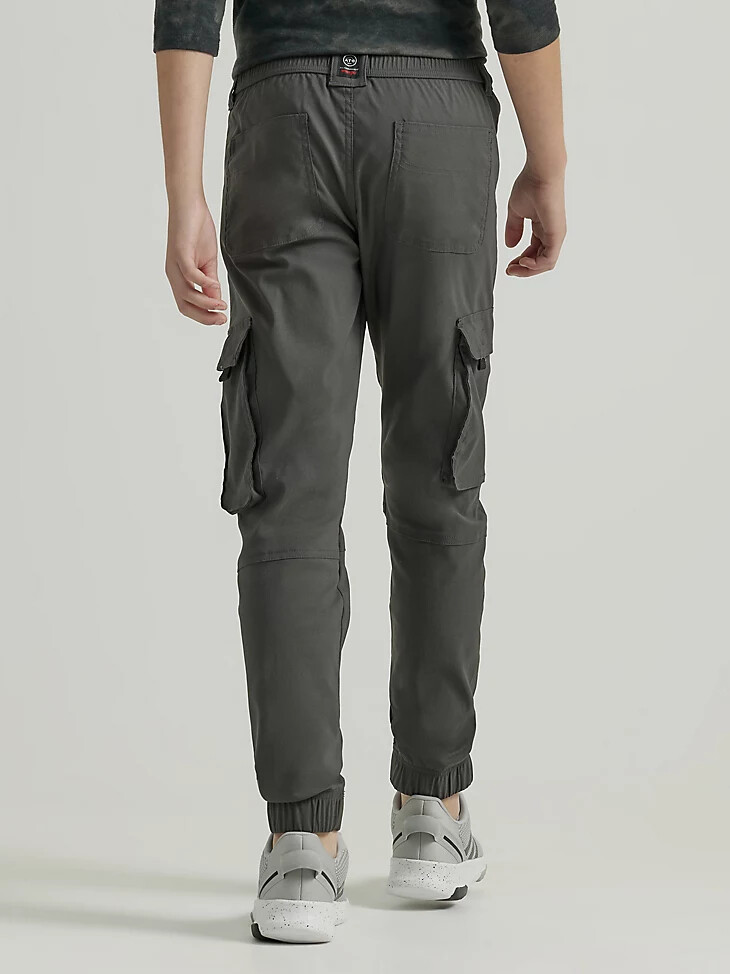 pantalón deportivo táctico wrangler atg para niño gris fantasma