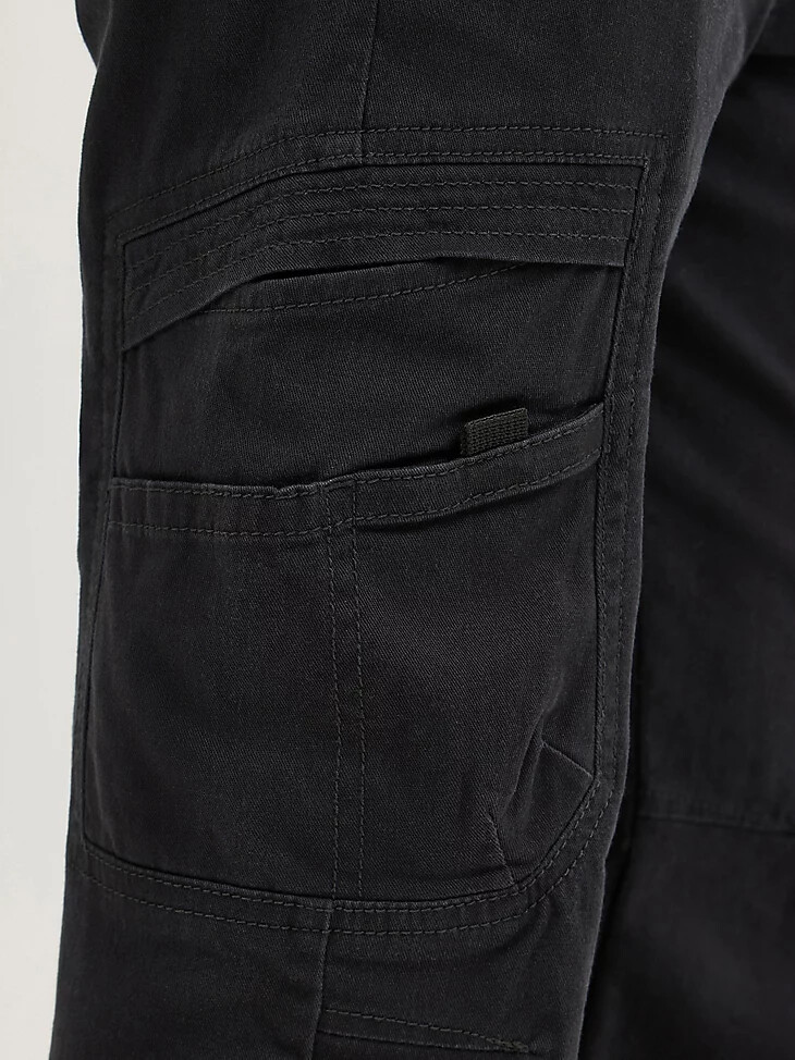 pantalón cargo wrangler free to stretch para niño 8-16 color negro george