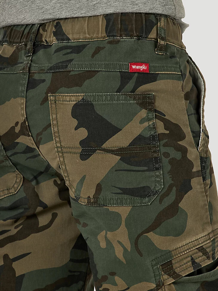 pantalón cargo wrangler free to stretch gamer para niño husky camuflaje verde bosque
