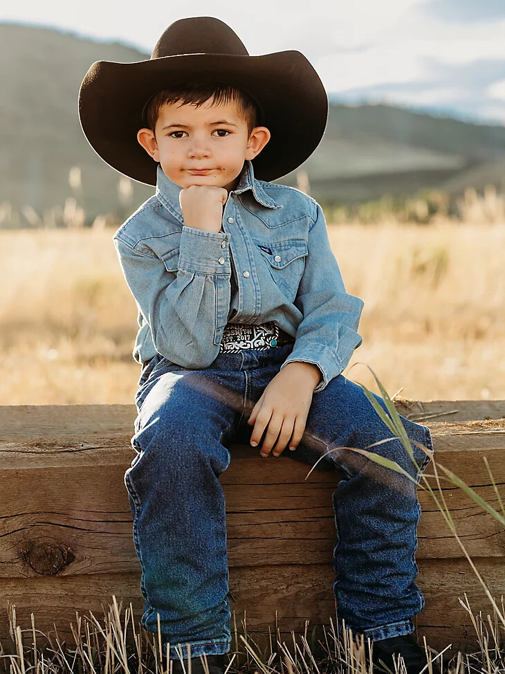 camisa vaquera con broche de presión estilo vaquero de corte vaquero para niño