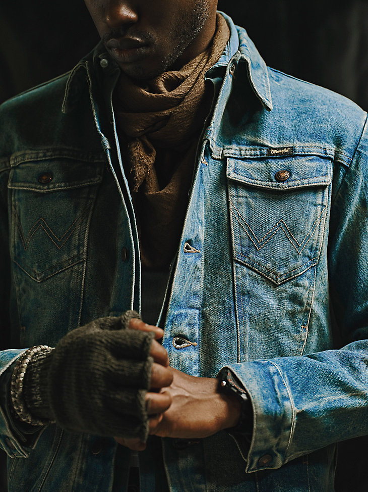 chaqueta vaquera prelavada wrangler x the last of us