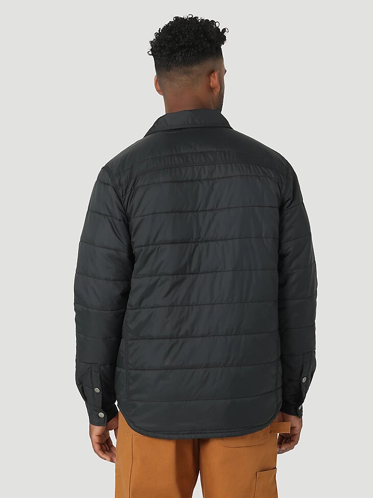chaqueta con aislamiento wrangler riggs workwear tough layers color negro azabache