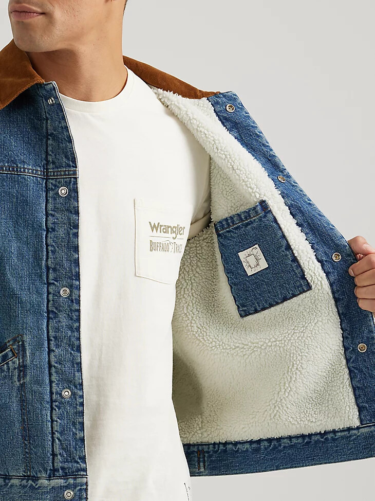 chaqueta barrel house para hombre wrangler x buffalo trace color índigo desgastado
