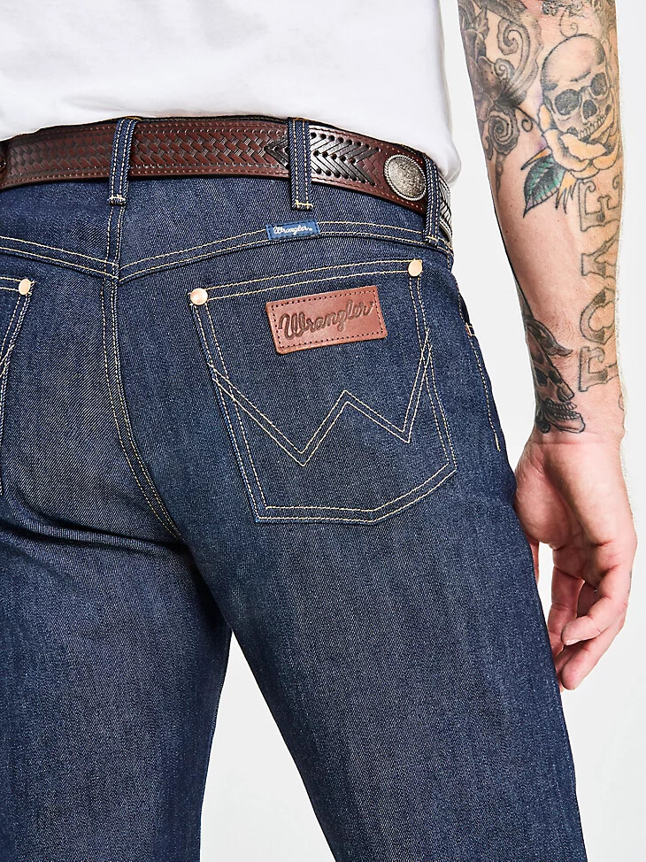 vaqueros elásticos con orillo de ajuste original wrangler cowboy cut color índigo crudo
