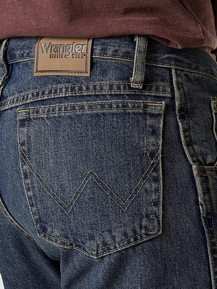 wrangler rugged wear vaqueros de tiro medio de corte relajado mediterráneo