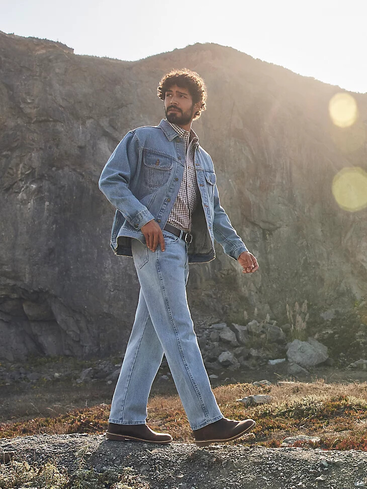 vaqueros wrangler rugged wear relaxed fit vintage indigo