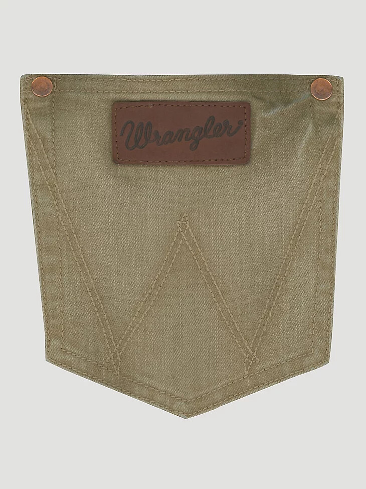 vaqueros wrangler retro premium de corte entallado y pierna recta para hombre color tostado