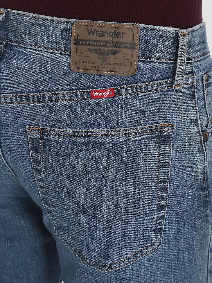 wrangler five star premium performance series jeans de corte regular con lavado claro