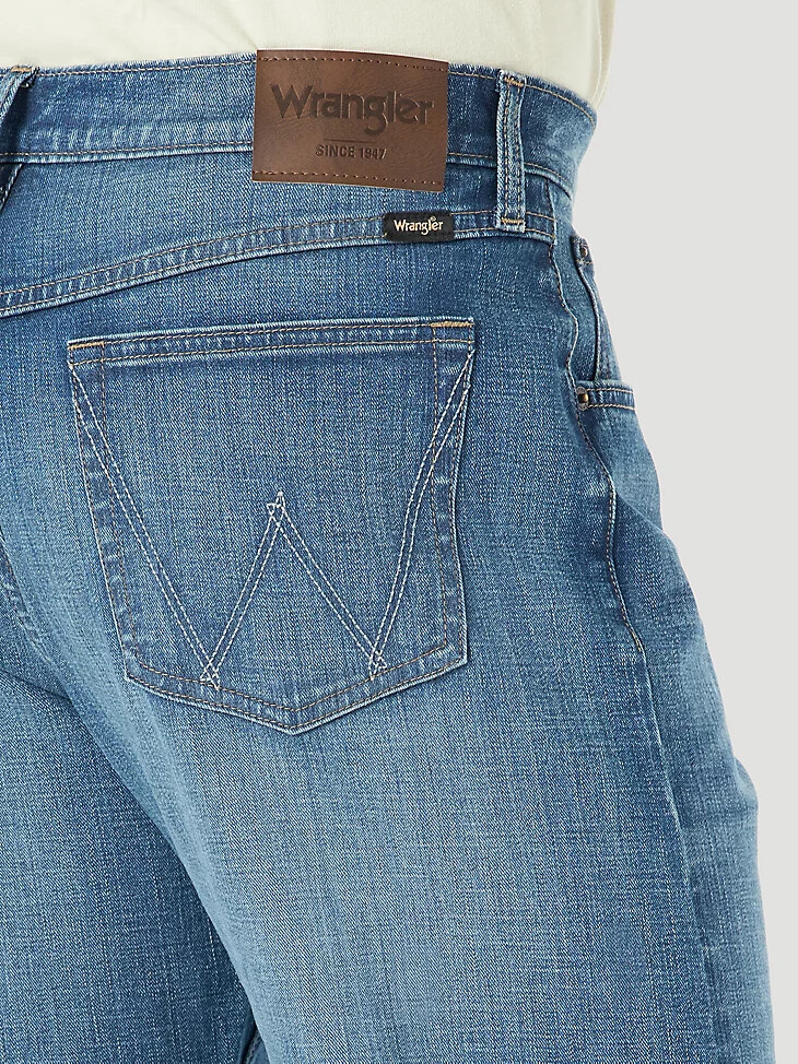 vaqueros flexibles de corte relajado para hombre milwaukee