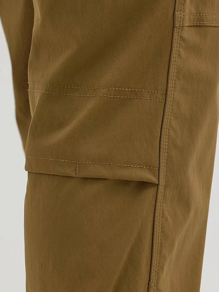 pantalón de trabajo técnico multitemporada wrangler riggs workwear estilo canguro