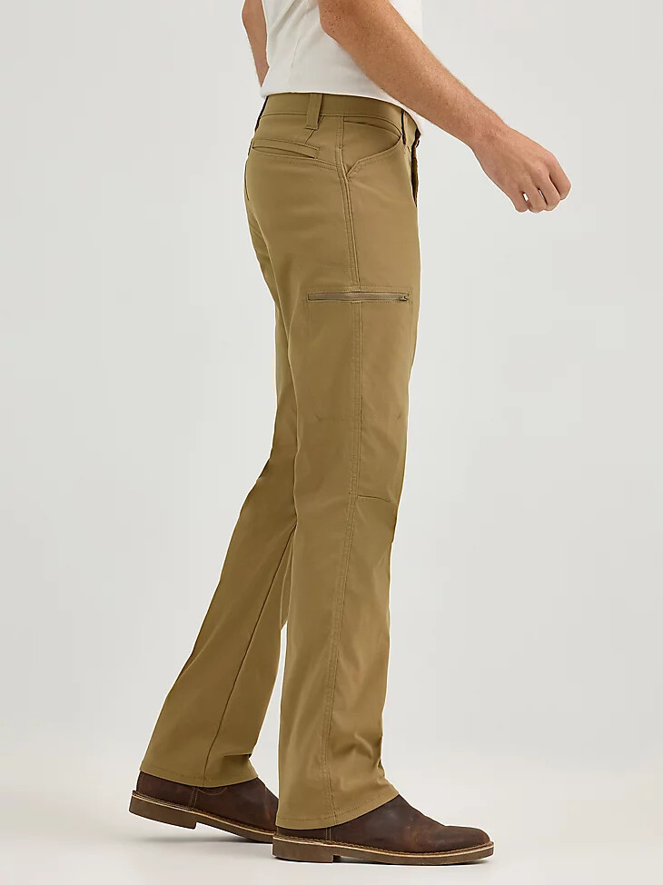 pantalón cargo para exteriores wrangler flex waist para hombre elmwood