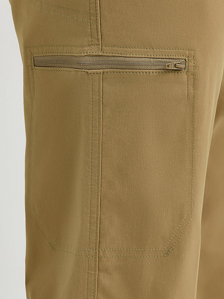 pantalón cargo para exteriores wrangler flex waist para hombre elmwood