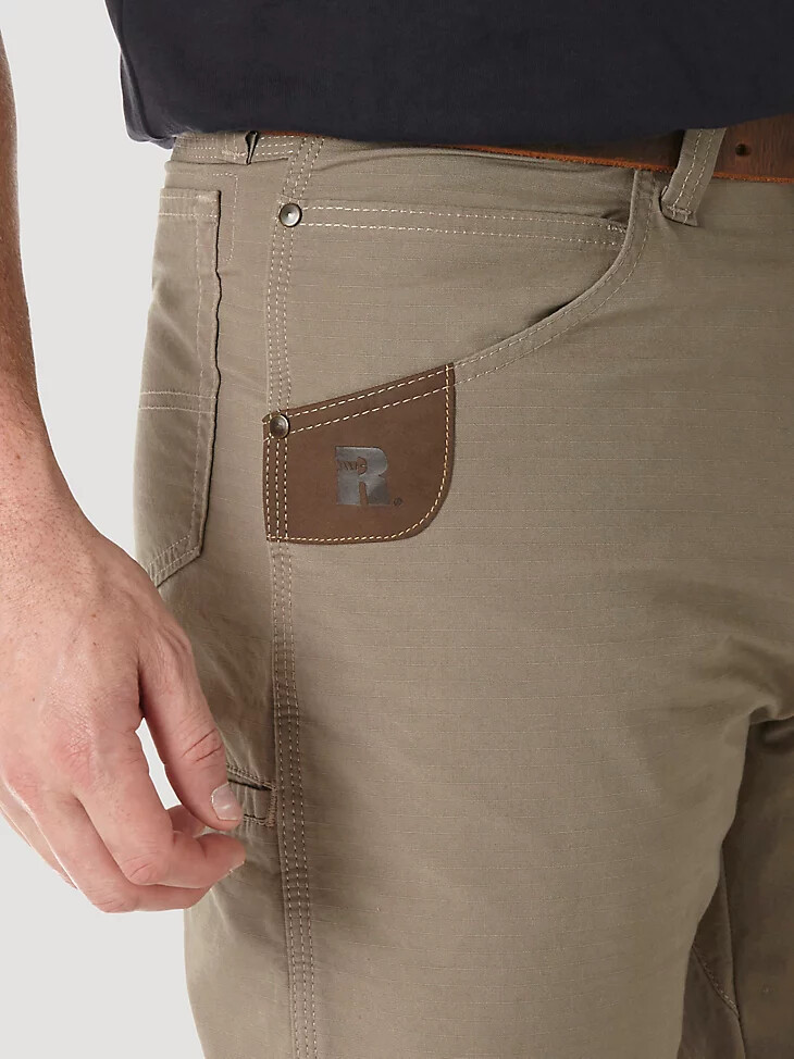 pantalón técnico wrangler riggs workwear color caqui oscuro