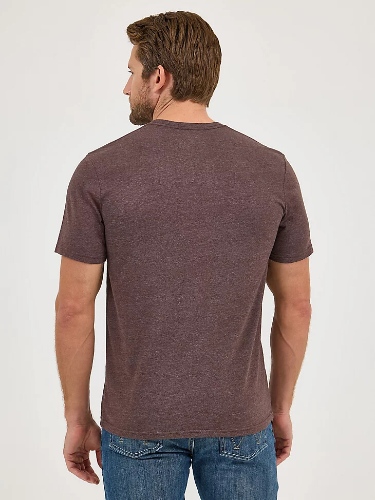 camiseta wrangler nostalgia band para hombre color negro y café jaspeado