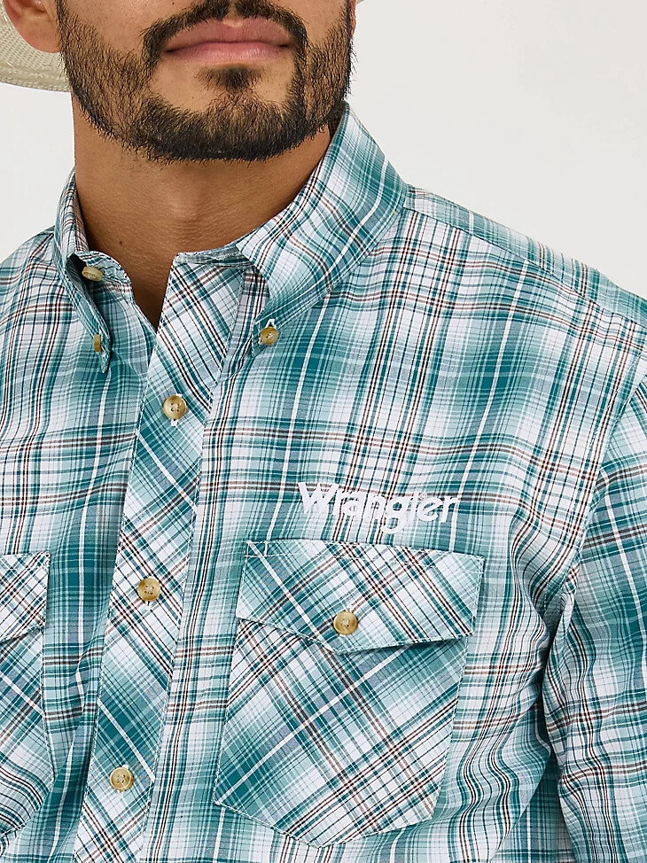 camisa a cuadros con botones y manga larga con logotipo wrangler para hombre color abeto