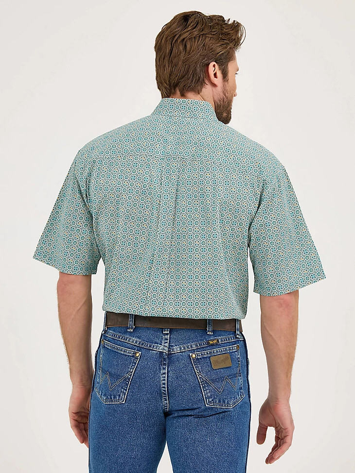 camisa de manga corta con dos bolsillos y botones wrangler george strait con incrustaciones turquesas