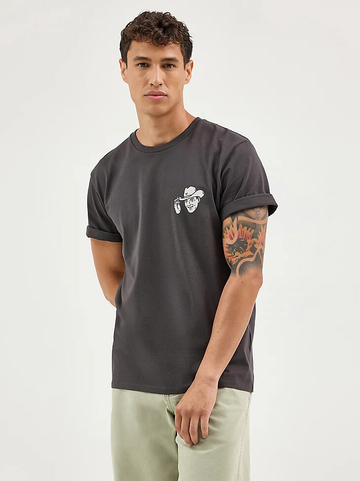 camiseta gráfica de vaquero para hombre color negro descolorido