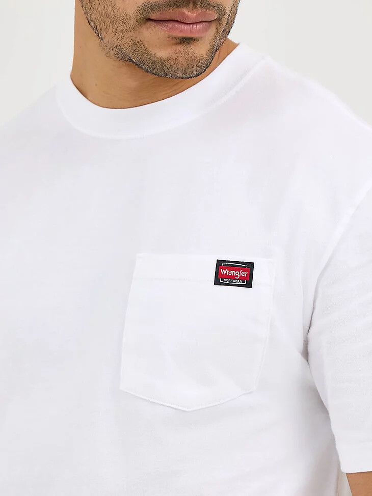 camiseta de trabajo con bolsillo para hombre blanca