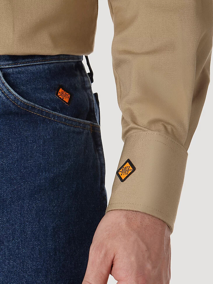 camisa de trabajo wrangler fr de sarga lisa resistente a las llamas de manga larga con broches estilo western color caqui