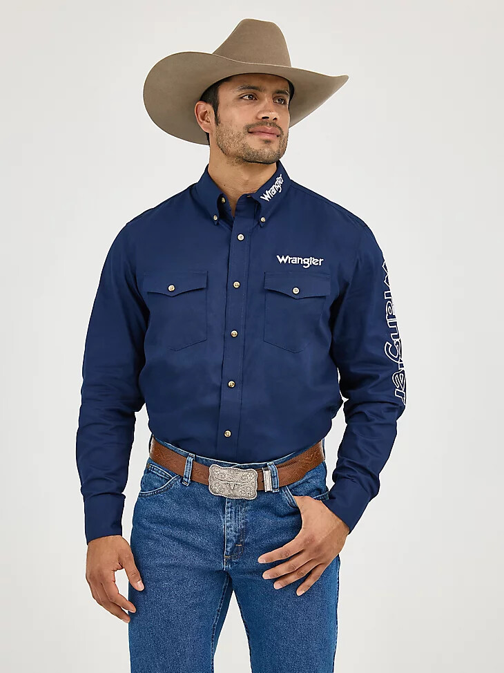 camisa lisa de manga larga con botones y logotipo wrangler para hombre color azul marino