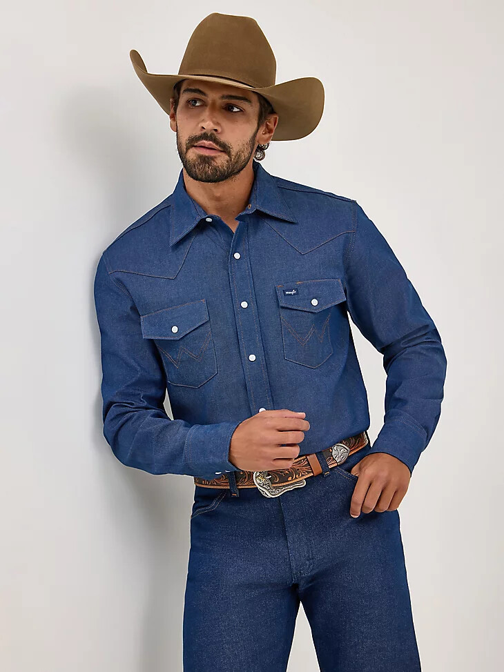 camisa de trabajo vaquera con broches de presión estilo vaquero cowboy cut con acabado firme color índigo acabado firme
