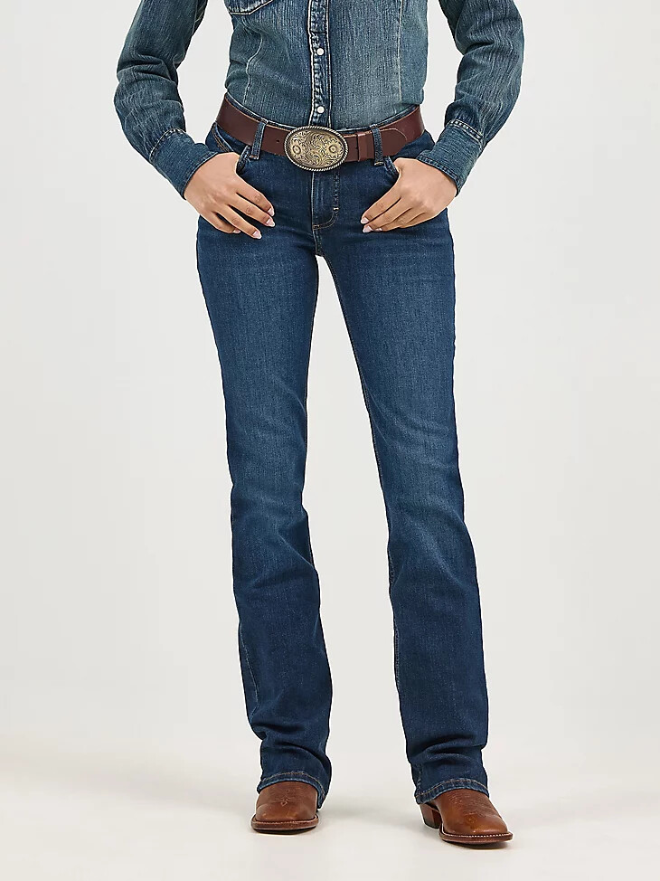 vaqueros wrangler ultimate riding para mujer willow de tiro medio con corte acampanado traci