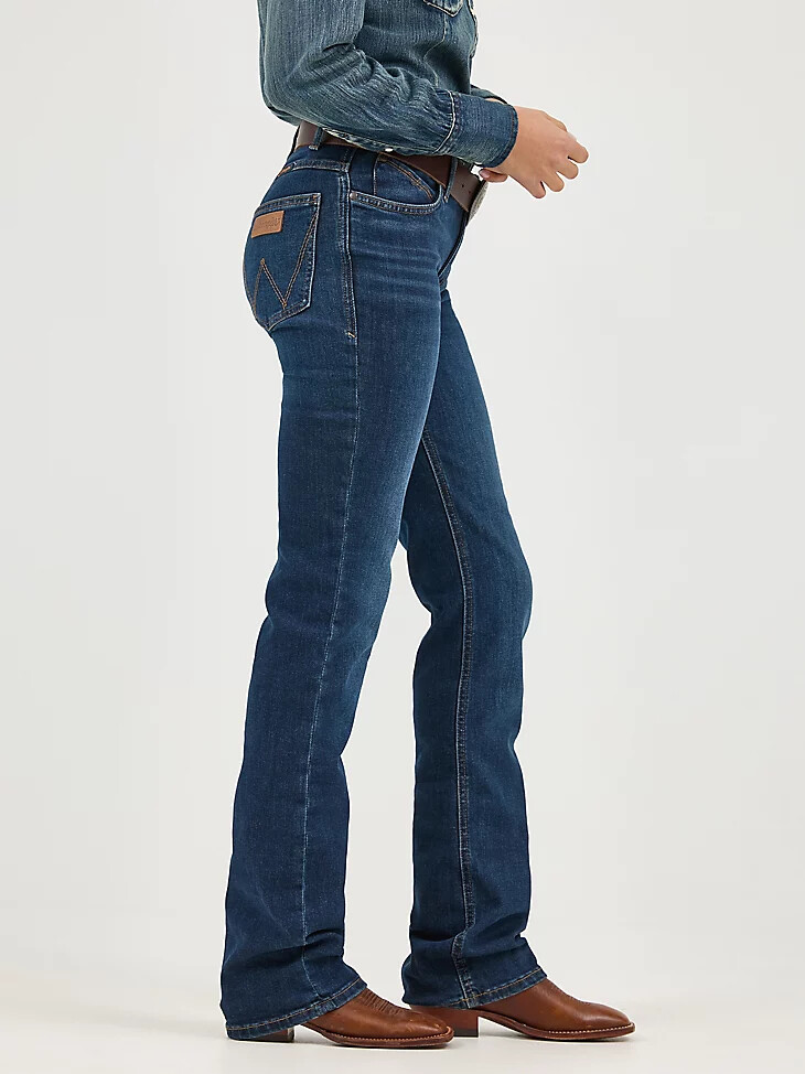 vaqueros wrangler ultimate riding para mujer willow de tiro medio con corte acampanado traci
