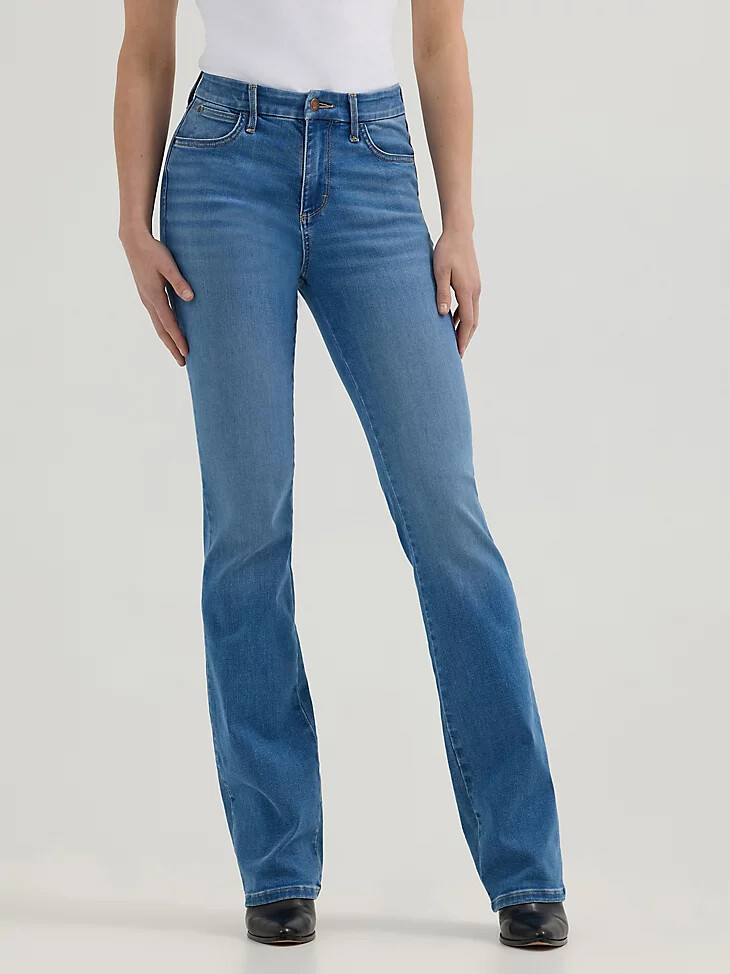 vaqueros wrangler bespoke de tiro alto con corte de bota para mujer palmer