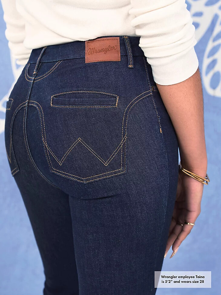 vaqueros acampanados de tiro alto wrangler bespoke para mujer adalyn
