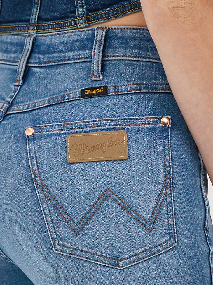 botas wrangler x lainey wilson huggers wrangler blue wash