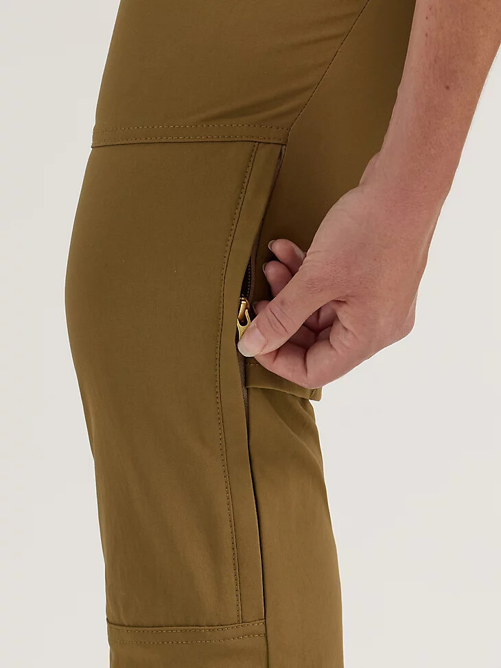 pantalón de trabajo técnico multitemporada wrangler riggs workwear para mujer color canguro