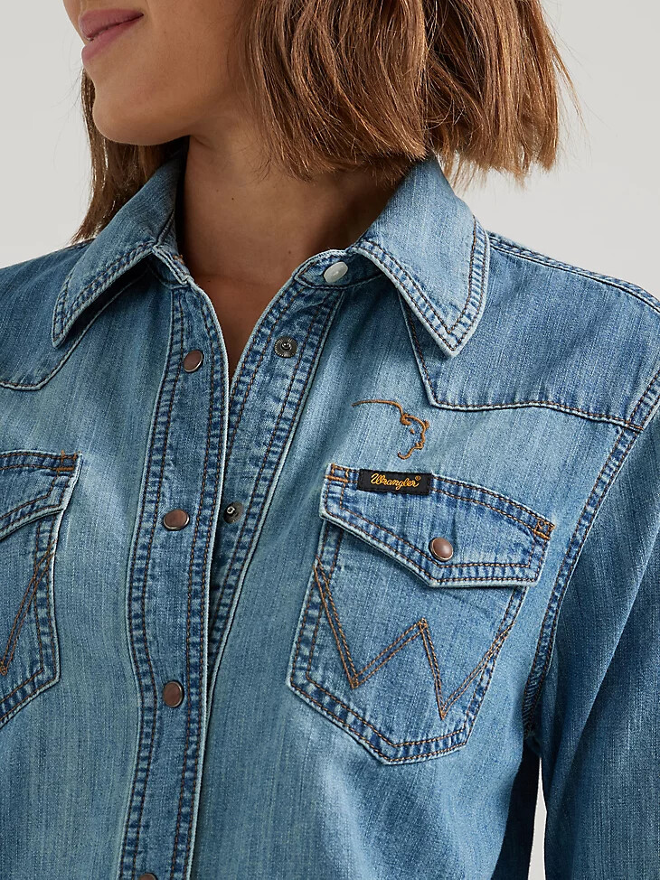camisa wrangler x buffalo trace revival para mujer color índigo