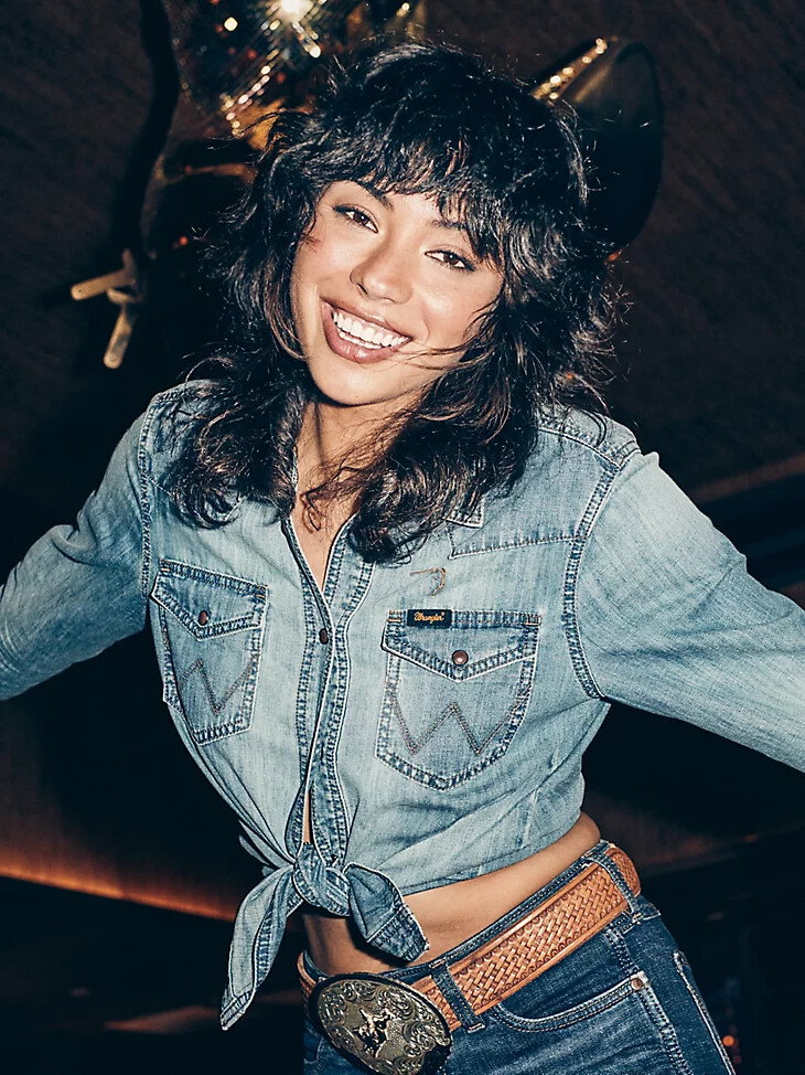 camisa wrangler x buffalo trace revival para mujer color índigo