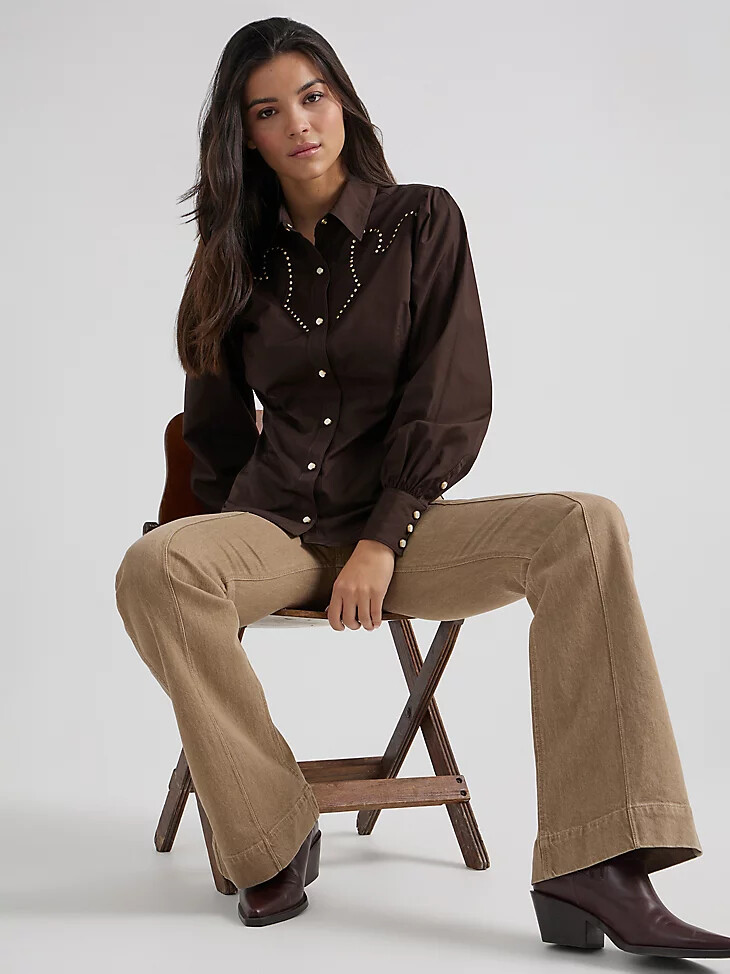 camisa rodeo wrangler x yellow rose by kendra scott en color negro topo