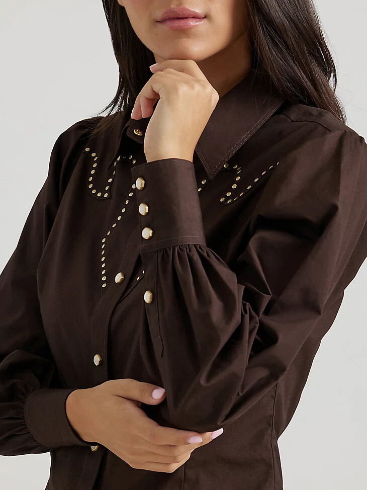 camisa rodeo wrangler x yellow rose by kendra scott en color negro topo