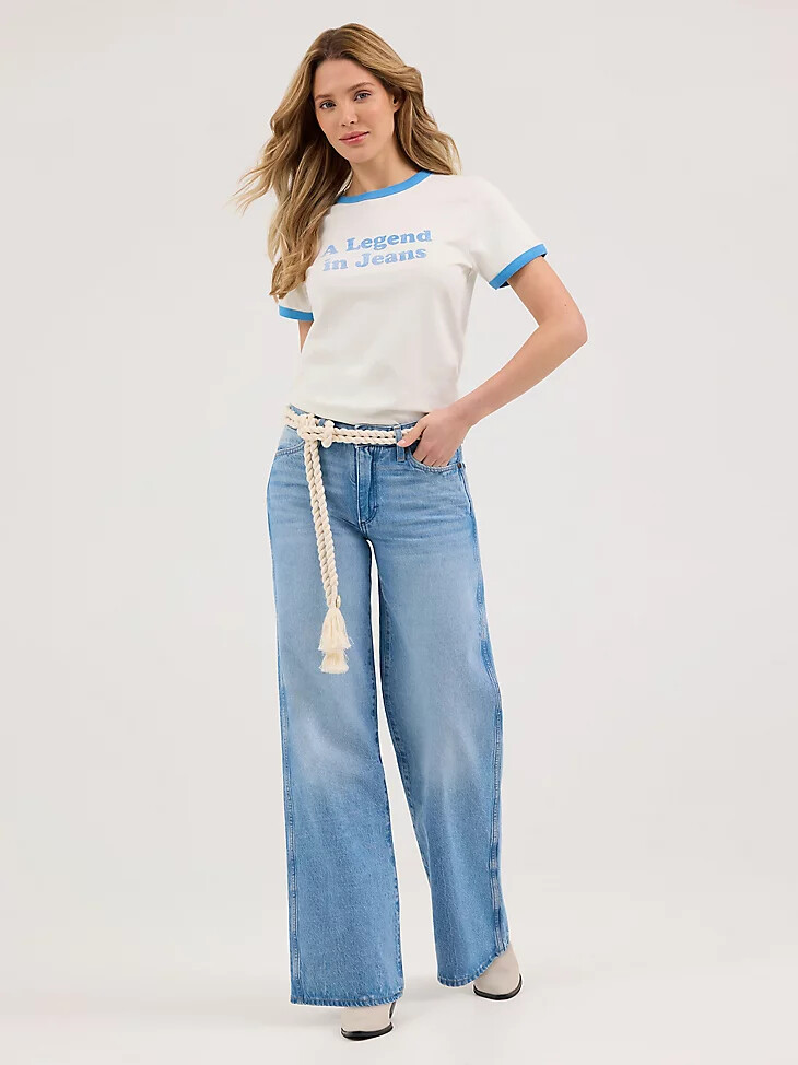 camiseta gráfica legend para mujer color blanco vintage