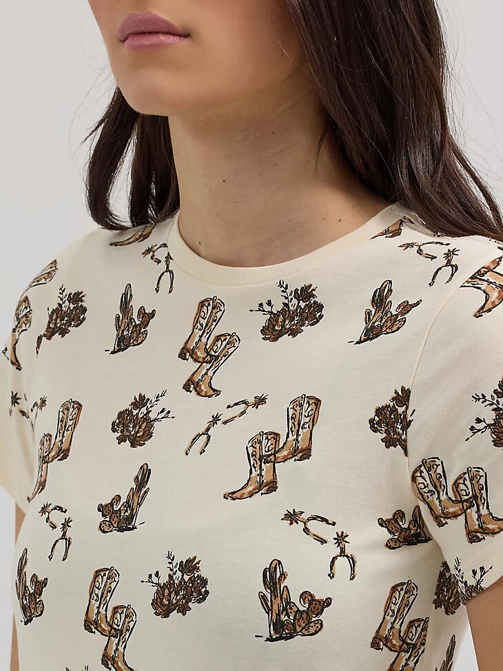 camiseta ajustada con estampado jacquard integral wrangler para mujer botas color crema