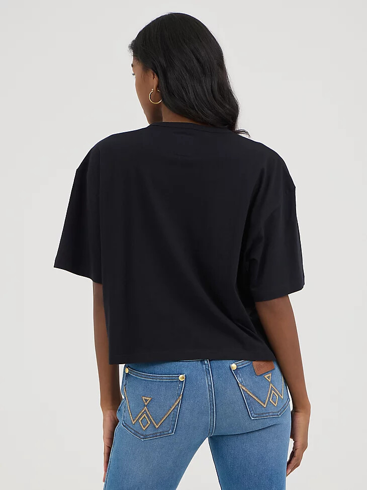 camiseta corta cuadrada negra wrangler x yellow rose de kendra scott